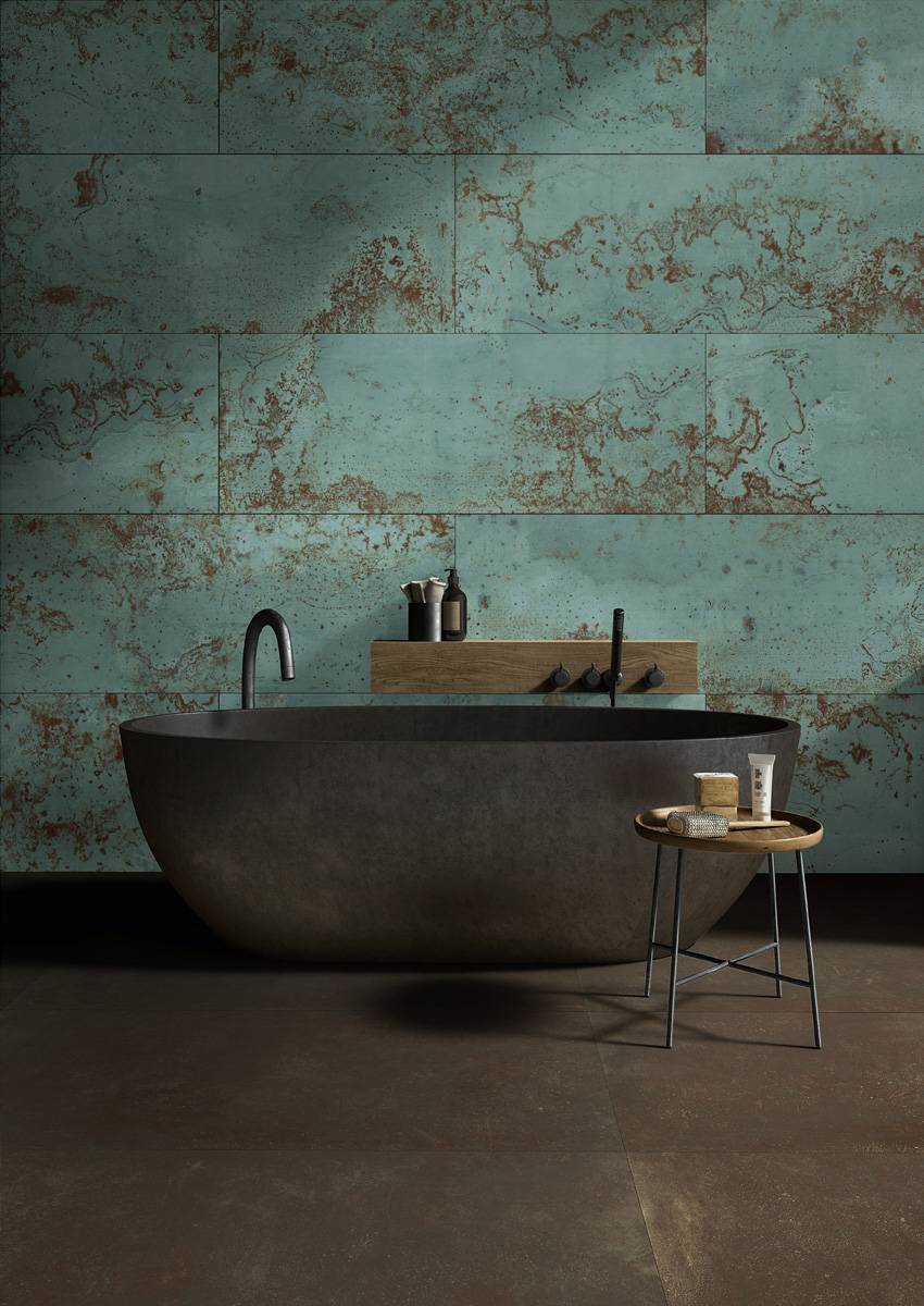 Douche à l'italienne avec receveur blanc à découvrir dans notre showroom à Nice - ADN